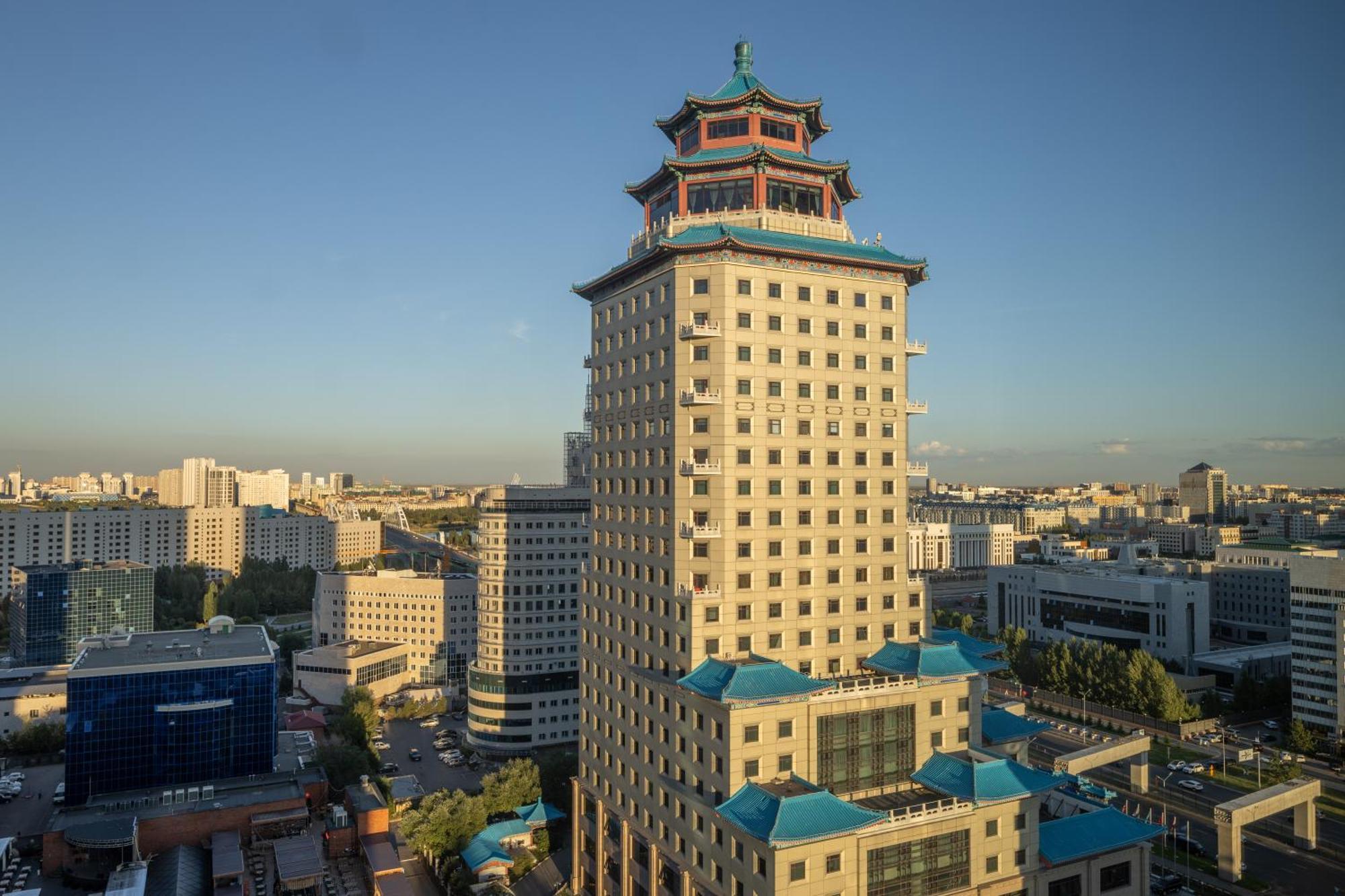 Otel The Ritz-carlton, 5*