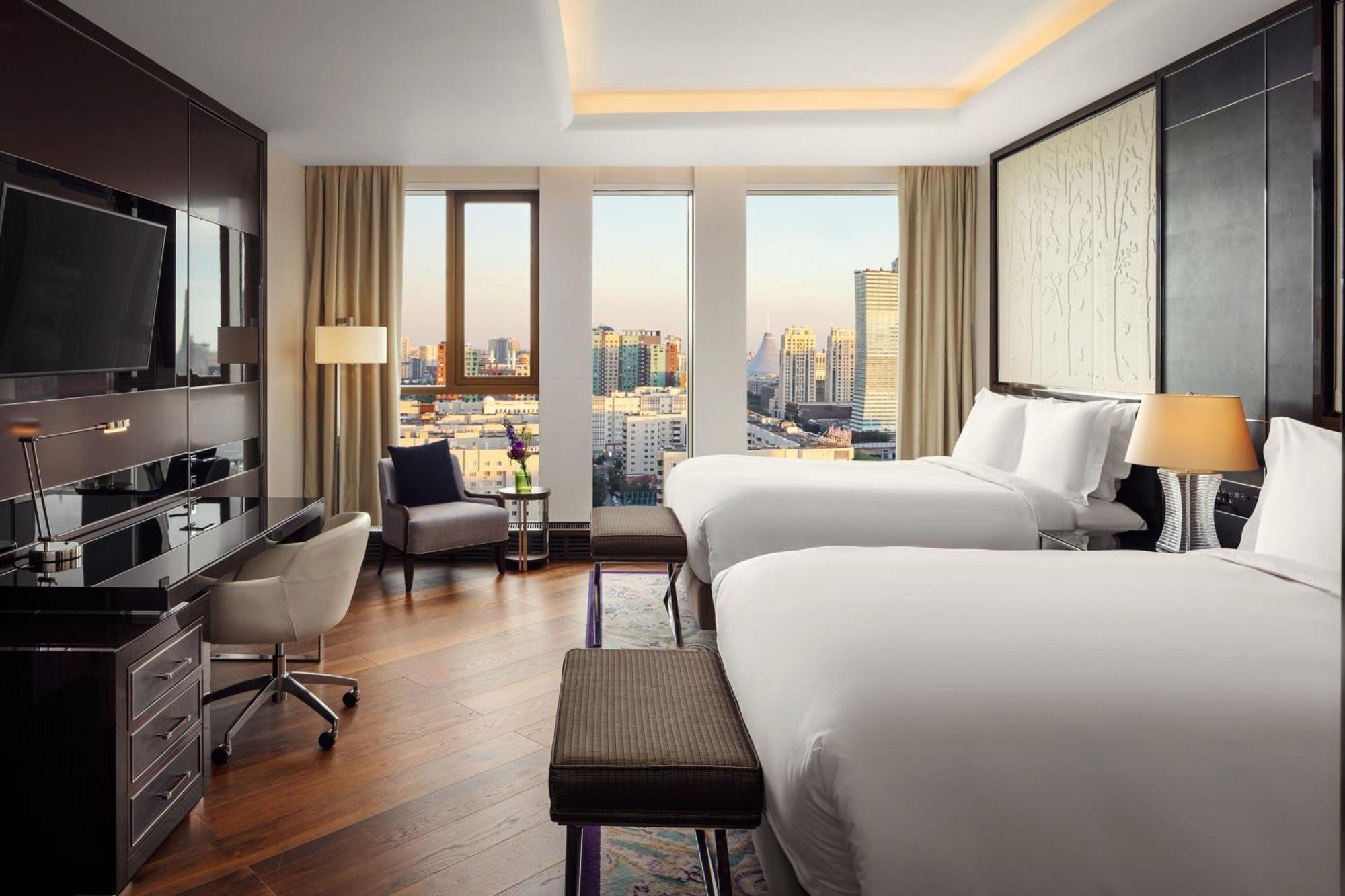 Отель The Ritz-carlton, 5*