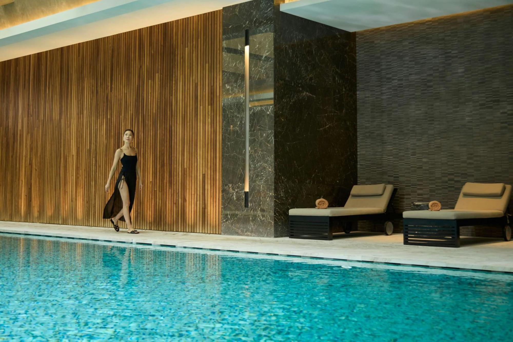 The Ritz-carlton, Отель 5*