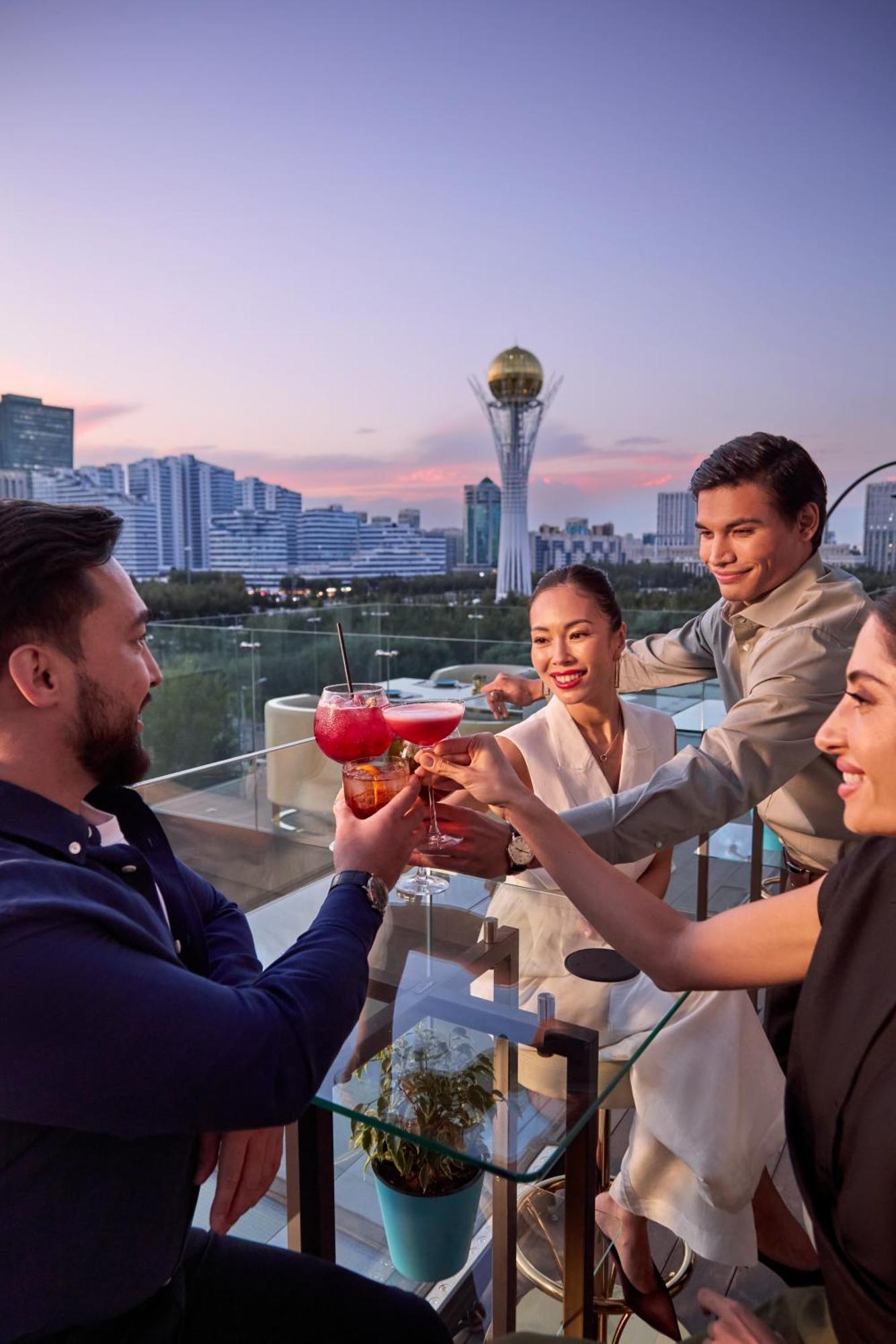 阿斯塔纳丽思卡尔顿酒店 5*